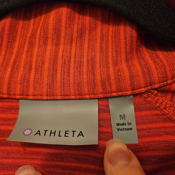 Athleta 1/2 zip pullover - Picture 2 of 3